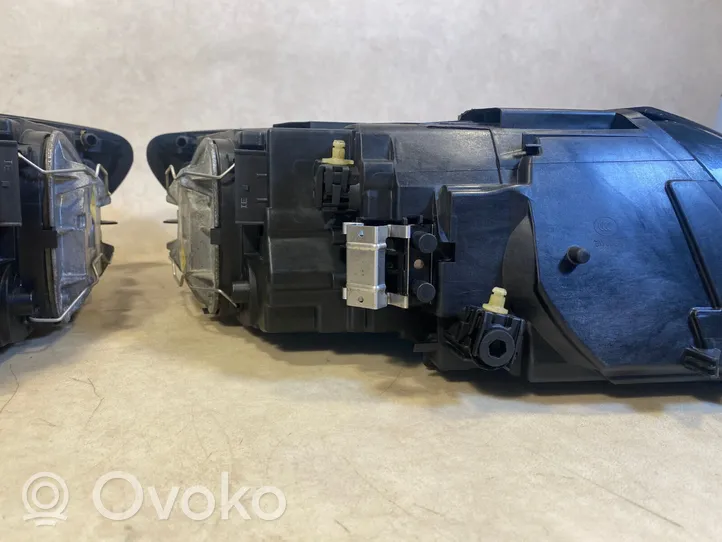 Volvo S40 Set di fari/fanali 32206140