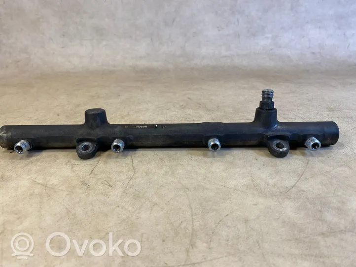 Mercedes-Benz G W461 463 Kraftstoffverteiler Einspritzleiste A6280700095