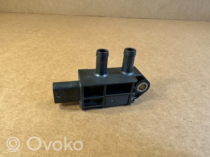 Audi A4 S4 B9 Sensore di pressione dei gas di scarico 04L906051AB