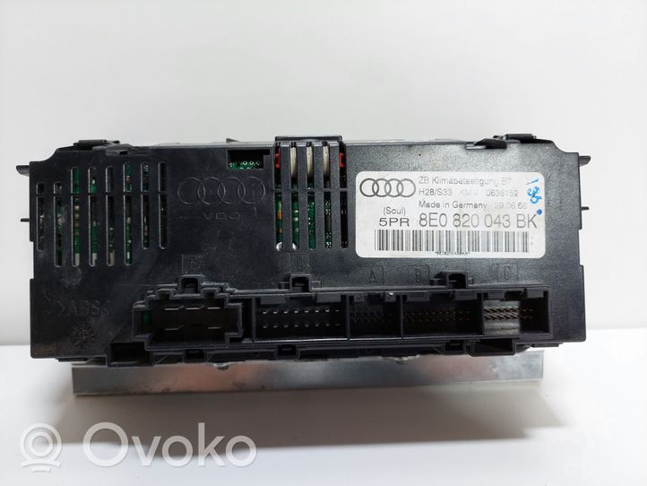 Audi A4 S4 B7 8E 8H Ilmastoinnin ohjainlaite 8E0820043BK