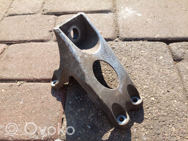 Audi A8 S8 D3 4E Supporto di montaggio scatola del cambio 4E0399114AN