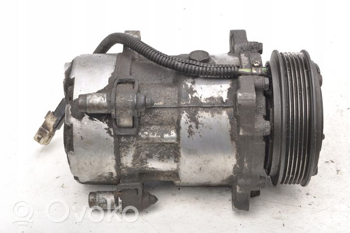 Peugeot 806 Ilmastointilaitteen kompressorin pumppu (A/C) 890552016216