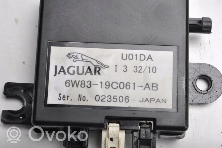 Jaguar XK - XKR Antenos valdymo blokas 6W83-19C061-AB