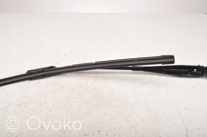 BMW 2 F44 Priekinio stiklo valytuvų kojelė 7453961