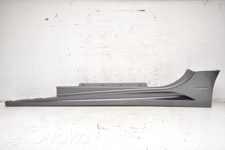 Ferrari California F149 Sill/side skirt trim 