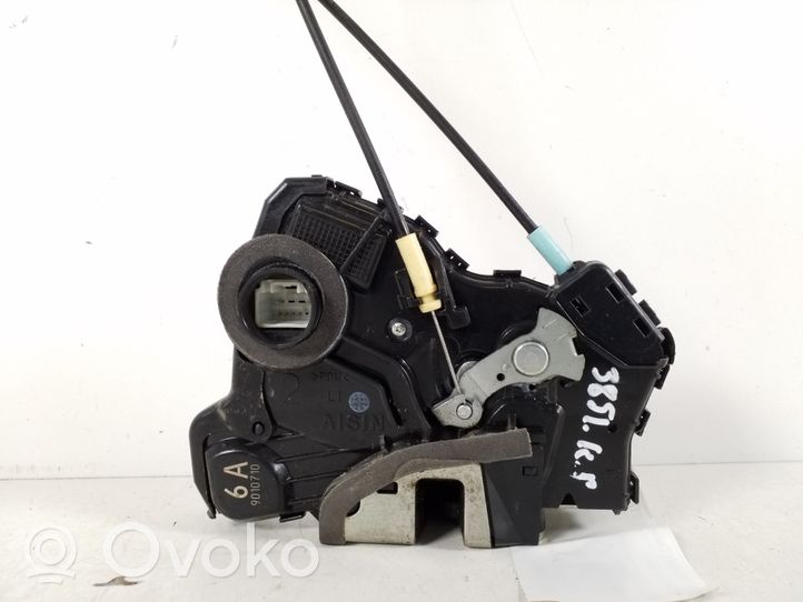 Toyota Urban Cruiser (XP110) Front door lock 69040-42241