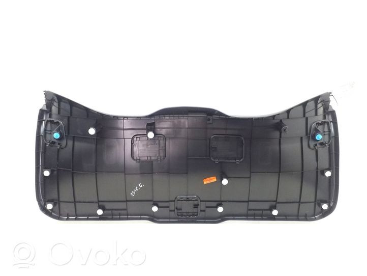 Toyota C-HR Rivestimento portellone 64781F4010