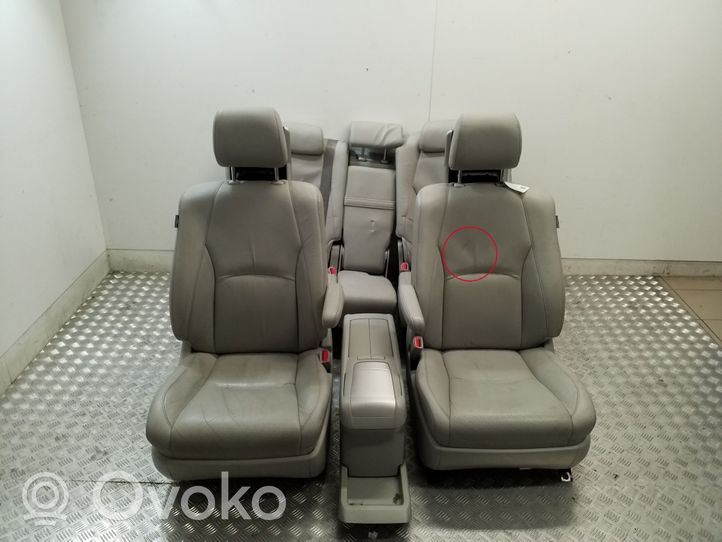 Lexus RX 330 - 350 - 400H Tapicerka / Komplet 