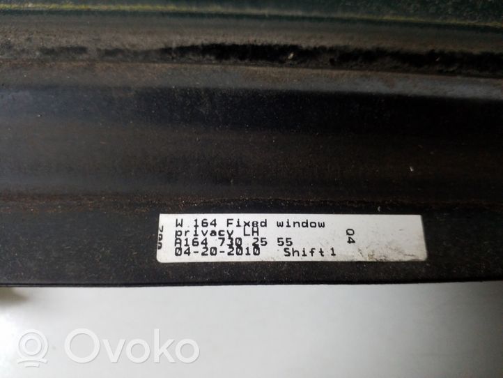 Mercedes-Benz ML W164 Szyba karoseryjna drzwi tylnych A1647302555