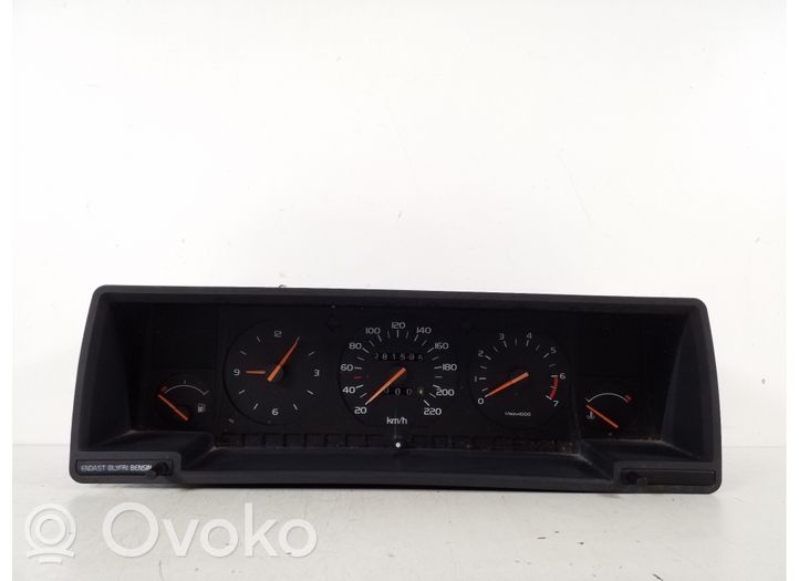 Volvo 760 Licznik / Prędkościomierz 1398724