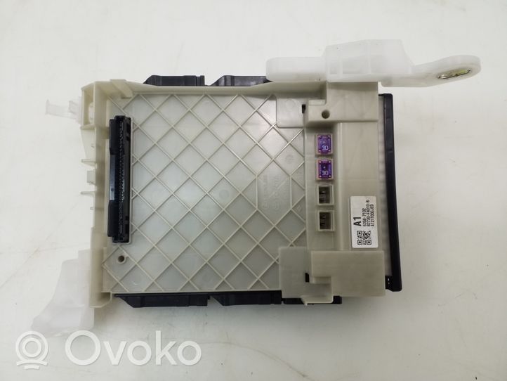 Toyota C-HR Module de fusibles 82730F4010