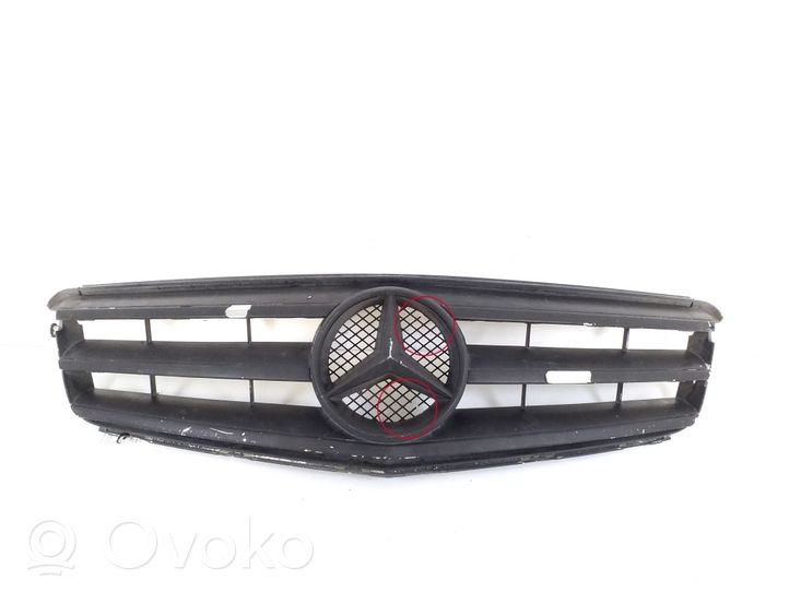 Mercedes-Benz C W204 Griglia anteriore A2048800023