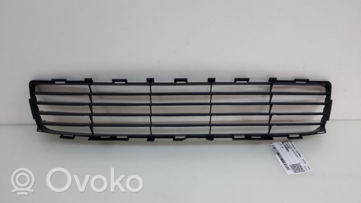 Toyota Auris 150 Kratka dolna zderzaka przedniego 5311202080