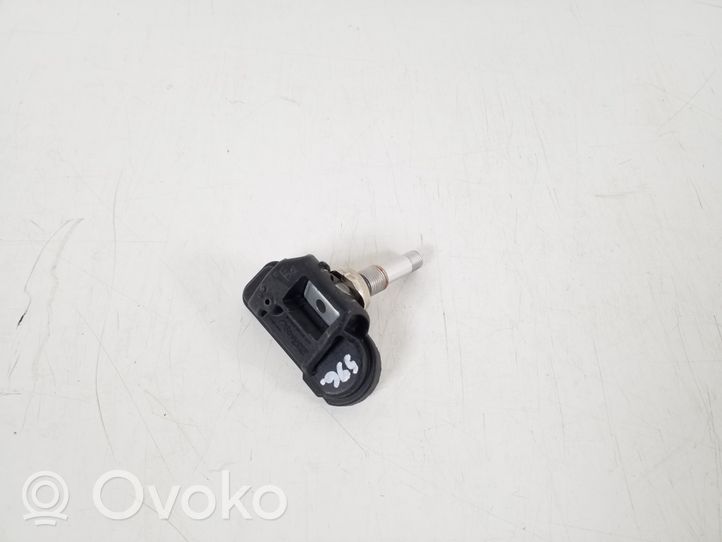 Mercedes-Benz ML W166 Tire pressure sensor A0009050030