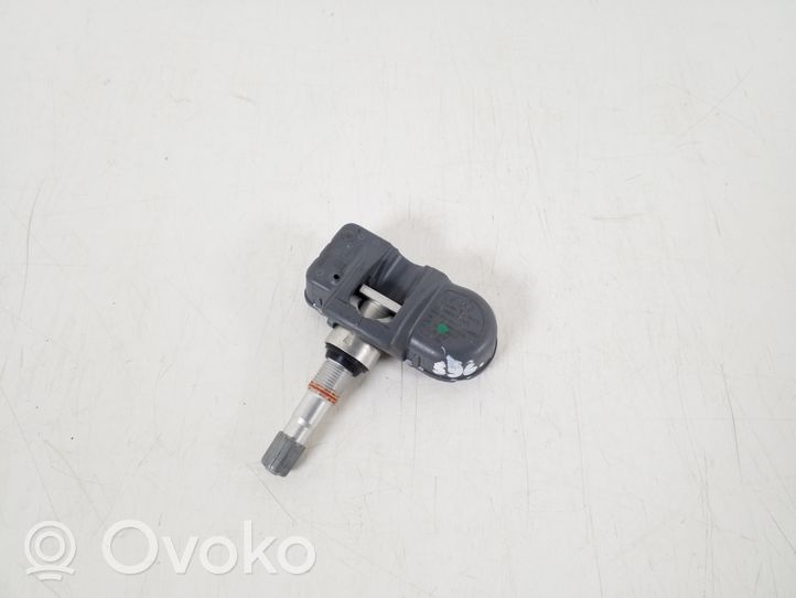 Mercedes-Benz R W251 Riepu spiediena sensors A0009054100