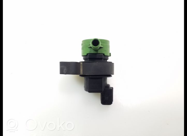 Mercedes-Benz CLC CL203 Sensor / Fühler / Geber A0004703893