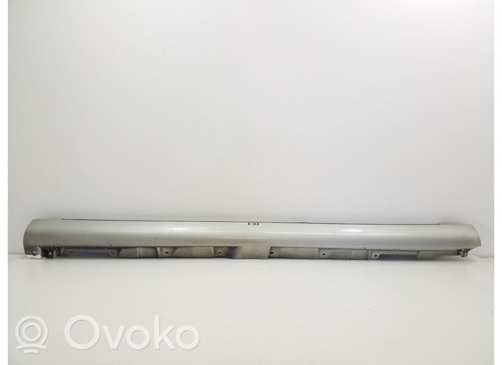 Toyota Avensis T250 Sill 7585205010