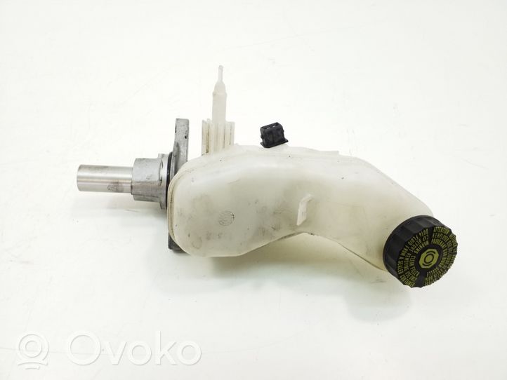 Toyota Auris E180 Główny cylinder hamulca 4720109730