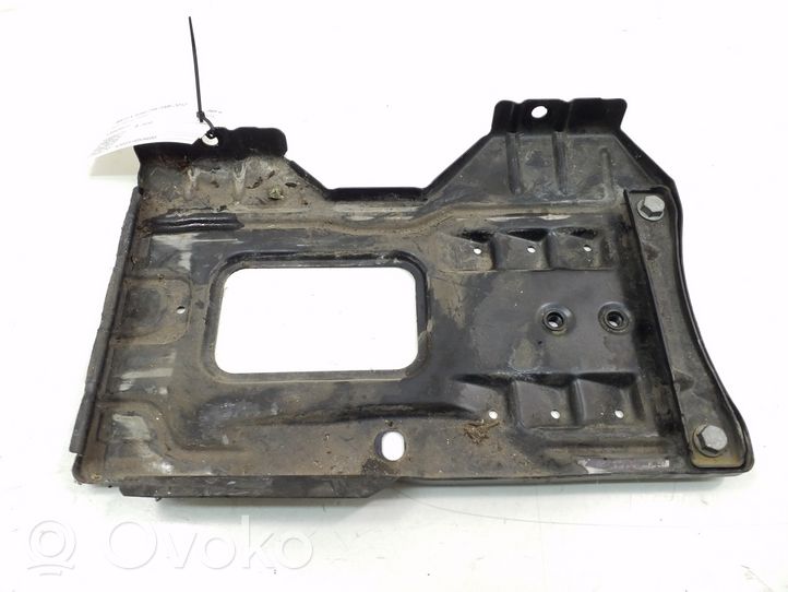 Mercedes-Benz GLK (X204) Staffa di montaggio della batteria A2046200018