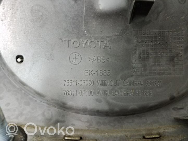 Toyota Verso Éclairage de plaque d'immatriculation 768110F100