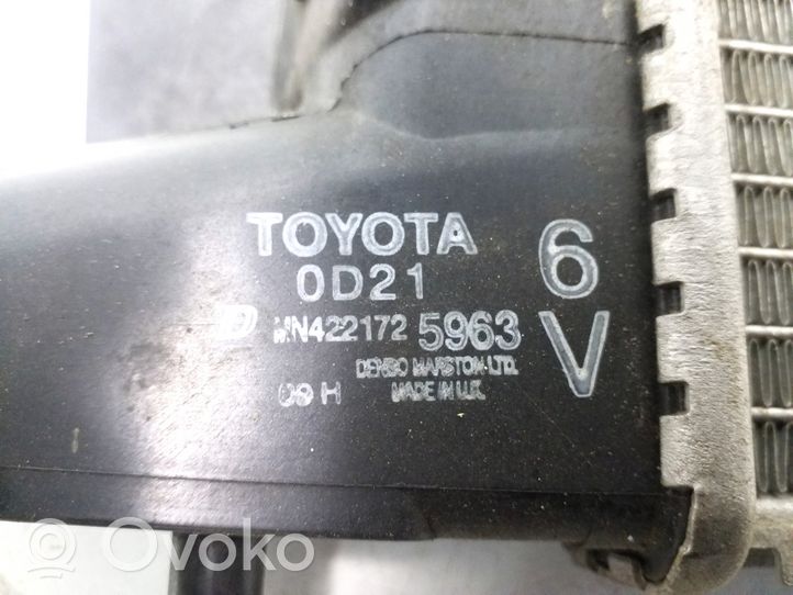 Toyota Avensis T250 Chłodnica 164000D210
