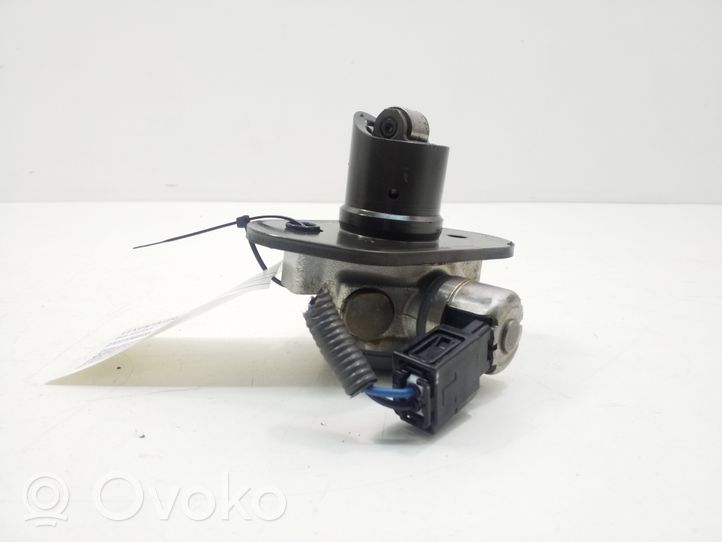 Lexus IS III XE30 Polttoaineen ruiskutuksen suurpainepumppu 2322136020