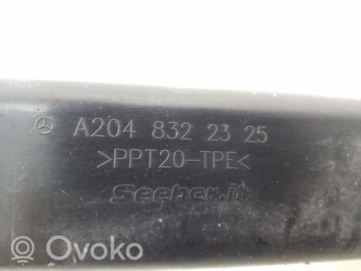 Mercedes-Benz GLK (X204) Wiper trim A2048322325