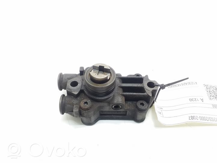 Mercedes-Benz C W203 Pompe d'injection de carburant à haute pression A6110900350