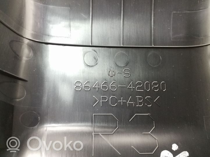 Toyota RAV 4 (XA40) Inne części wnętrza samochodu 8646642080