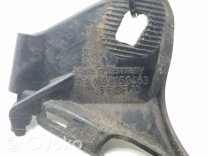 Mercedes-Benz B W245 Staffa di rinforzo montaggio del paraurti posteriore A1698850463