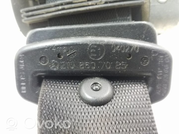 Mercedes-Benz E W210 Ceinture de sécurité arrière A2108607085