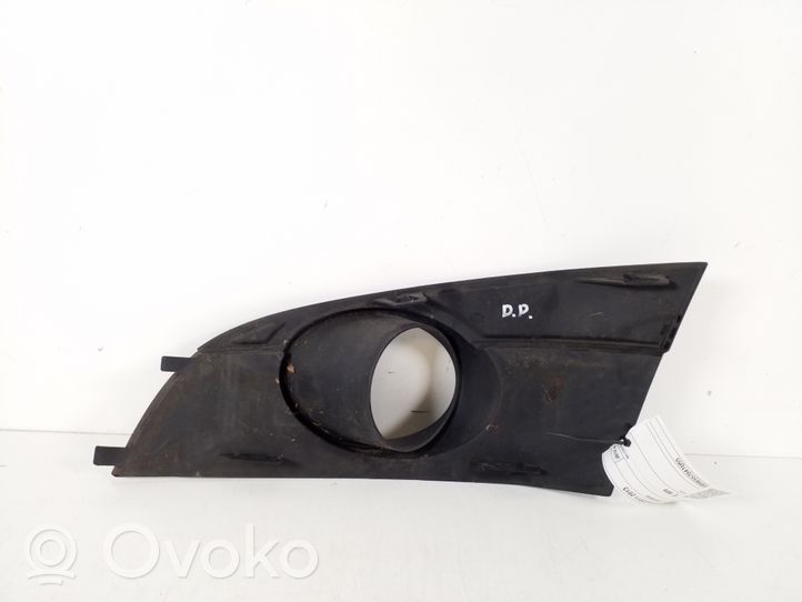 Chevrolet Captiva Front fog light trim/grill 96945180