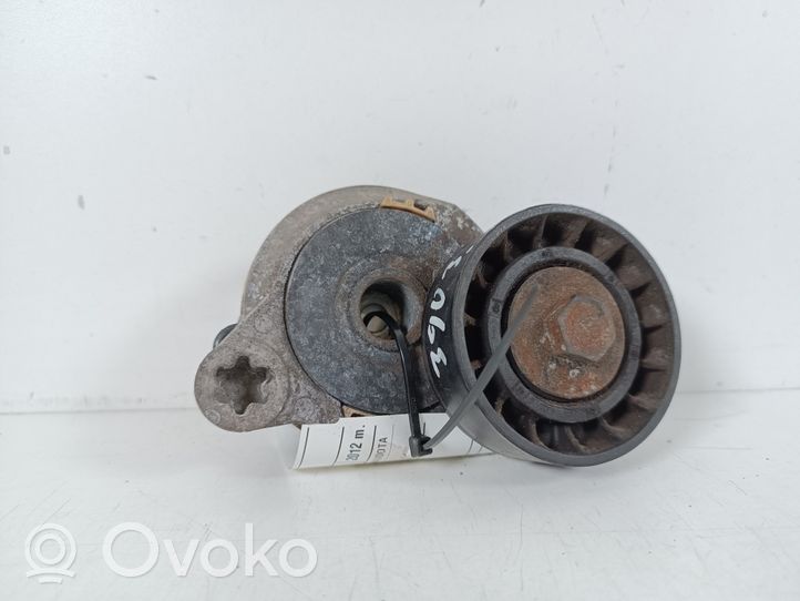 Volvo V60 Napinacz paska / łańcucha rozrządu 31401425