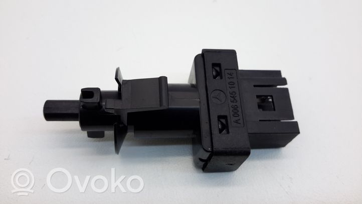 Mercedes-Benz B W246 W242 Clutch pedal sensor A0065451014