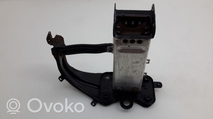 Mercedes-Benz E W211 Smorzatore/ammortizzatore d’urto per paraurti anteriore A2116200795