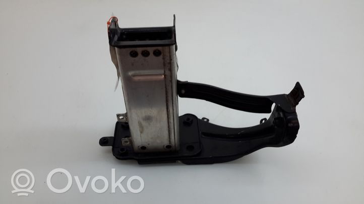 Mercedes-Benz E W211 Smorzatore/ammortizzatore d’urto per paraurti anteriore A2116200795