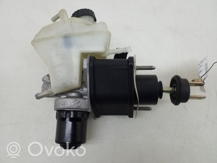 Mercedes-Benz CLS C219 Master brake cylinder A0004300312