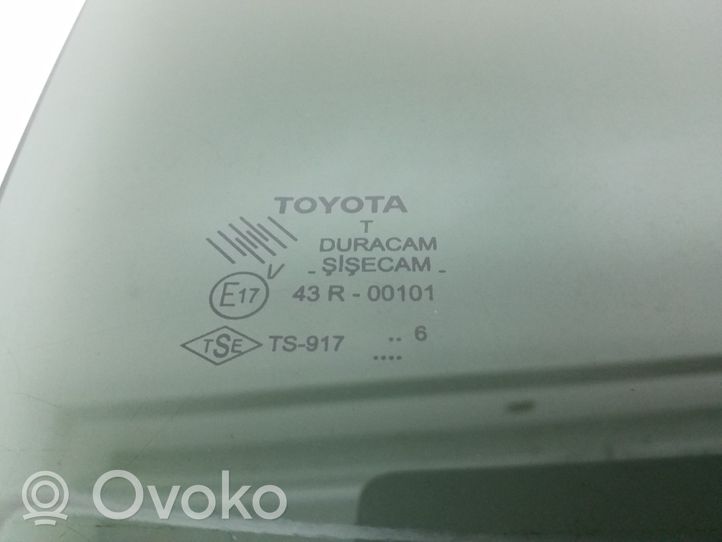 Toyota Corolla Verso AR10 Vitre de fenêtre porte arrière 681030F020