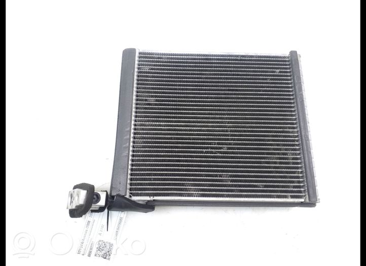 Toyota Avensis T270 Air conditioning (A/C) radiator (interior) 8850102201