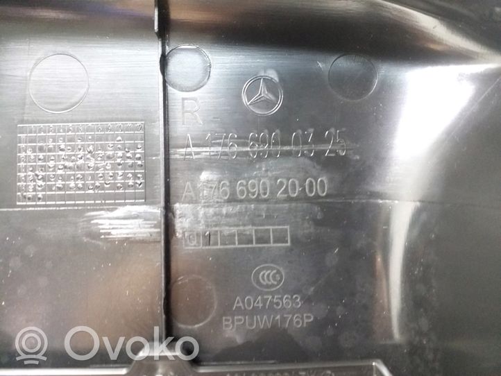 Mercedes-Benz A W176 (B) statramsčio apdaila (viršutinė) A17669020009H68