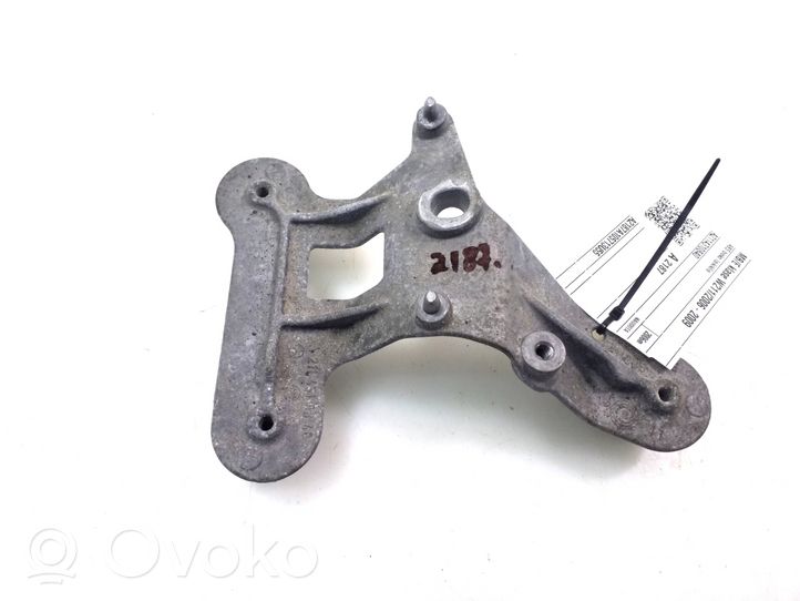 Mercedes-Benz E W211 Supporto pompa ABS A2114310840