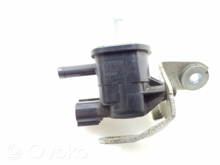 Toyota Verso Soupape 90910TC001