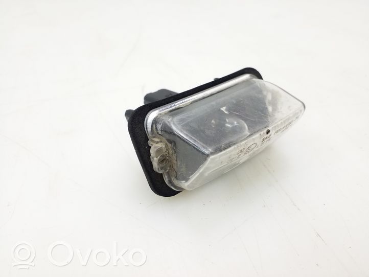 Toyota Yaris Lampa oświetlenia tylnej tablicy rejestracyjnej 812700D120