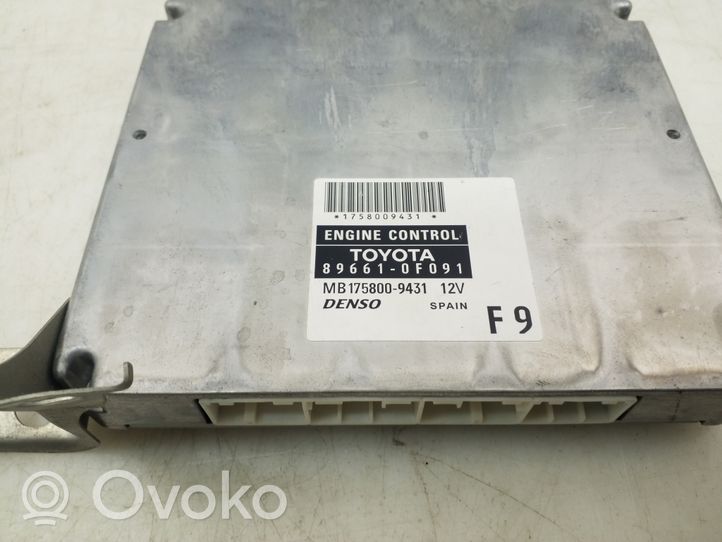 Toyota Corolla Verso AR10 Užvedimo komplektas 