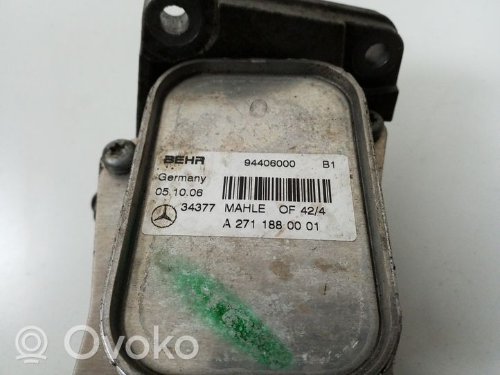 Mercedes-Benz C W203 Support de filtre à huile A2711800610