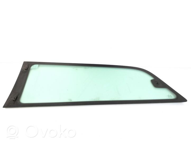 Mercedes-Benz Vito Viano W639 Fenêtre latérale avant / vitre triangulaire A6396721513