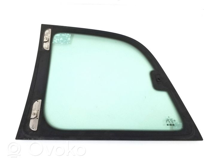 Mercedes-Benz Vaneo W414 Rear side window/glass A4146701512