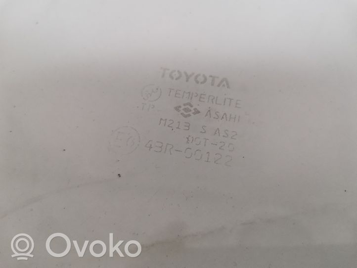 Toyota Yaris Verso Etuoven ikkunalasi, coupe 68110-52050