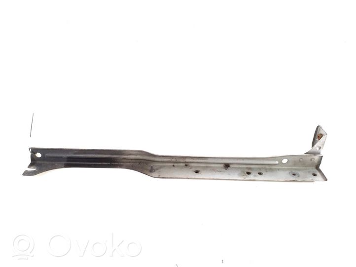 Toyota Avensis T270 Staffa del pannello di supporto del radiatore 53209-05030