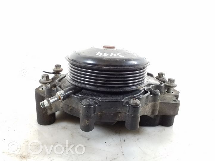 Mercedes-Benz C W204 Pompa dell’acqua A6512001501